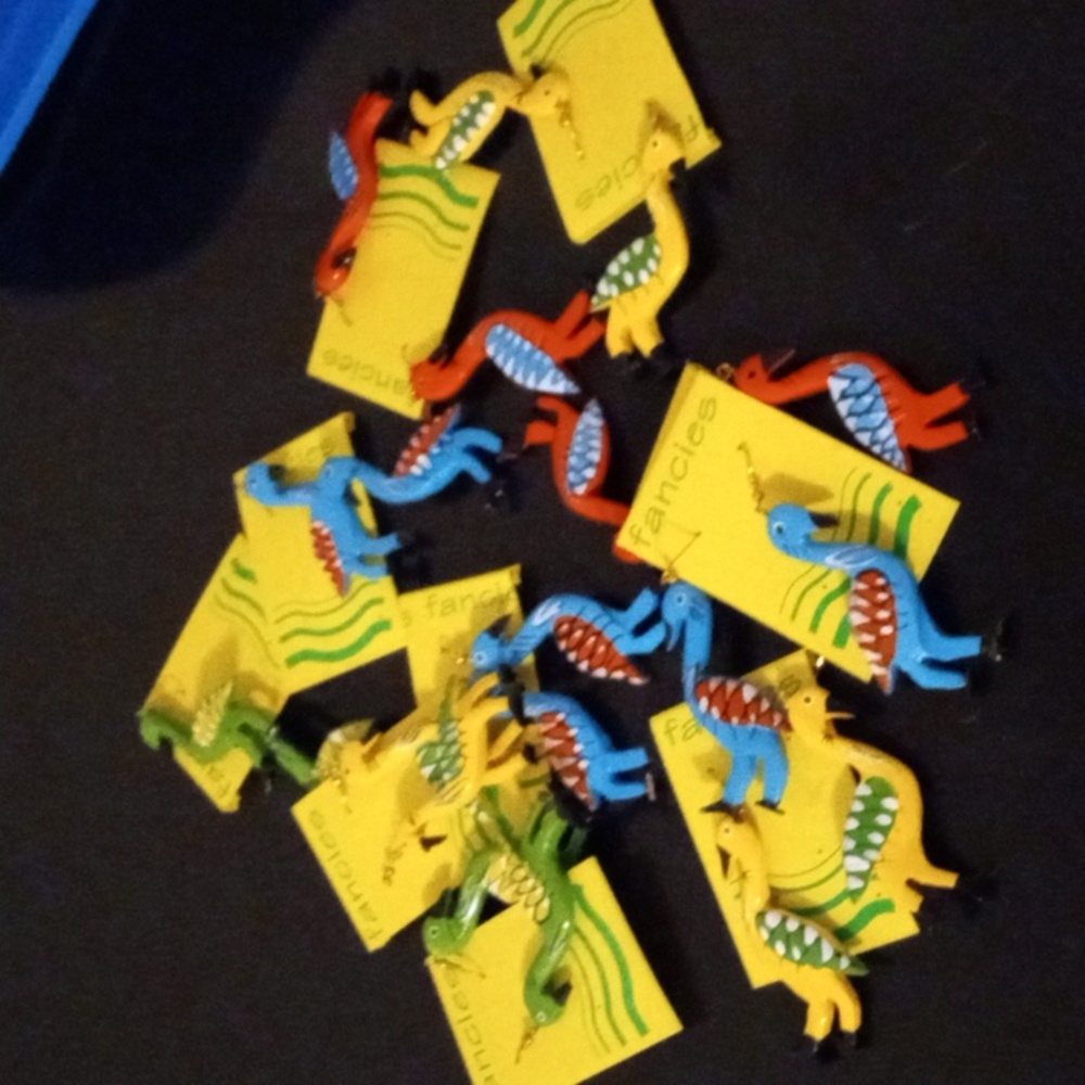 Unusual earring lot